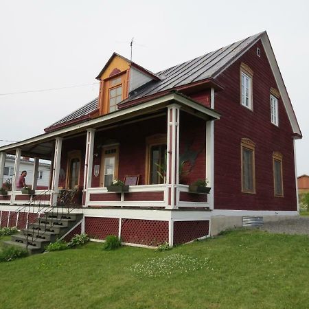 La Vieille Maison Rouge Saint-Tite Ngoại thất bức ảnh