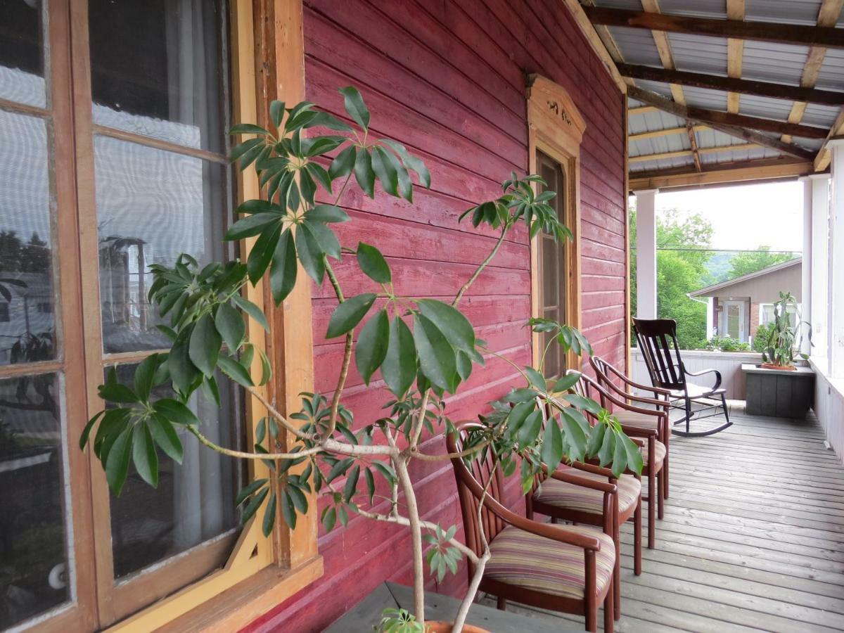 La Vieille Maison Rouge Saint-Tite Ngoại thất bức ảnh